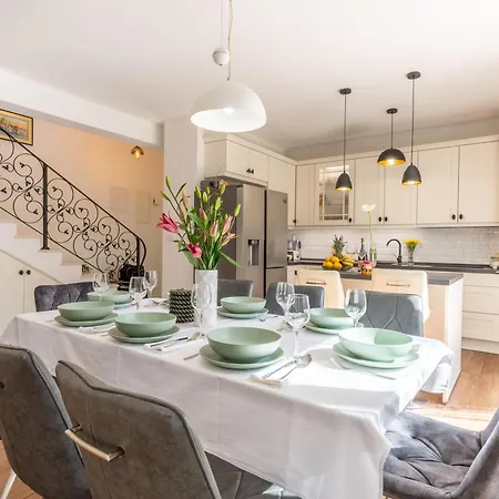 Semesterbostad Kuca Za Odmor La Lu Stanici